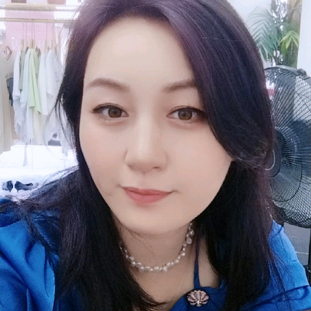 老街巴黎站欧韩女装海