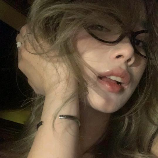 🦋柳柳鱼呀🍫
