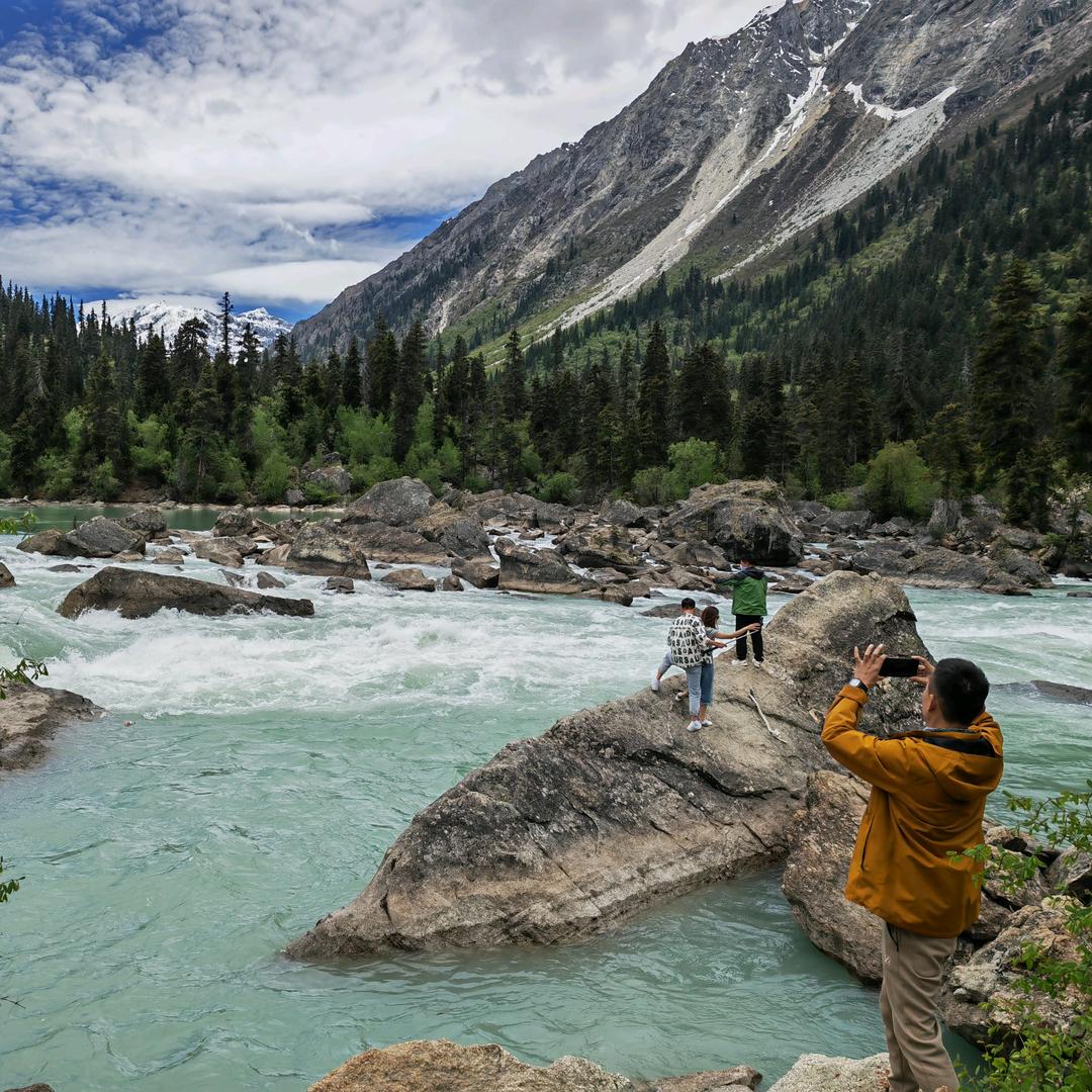 三颗树艺术漆，冷峰