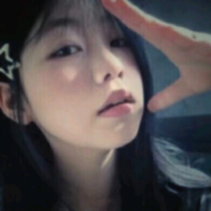 -小 情 緒.🖇️