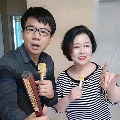 志波夫妇菁心选木耳基地直播