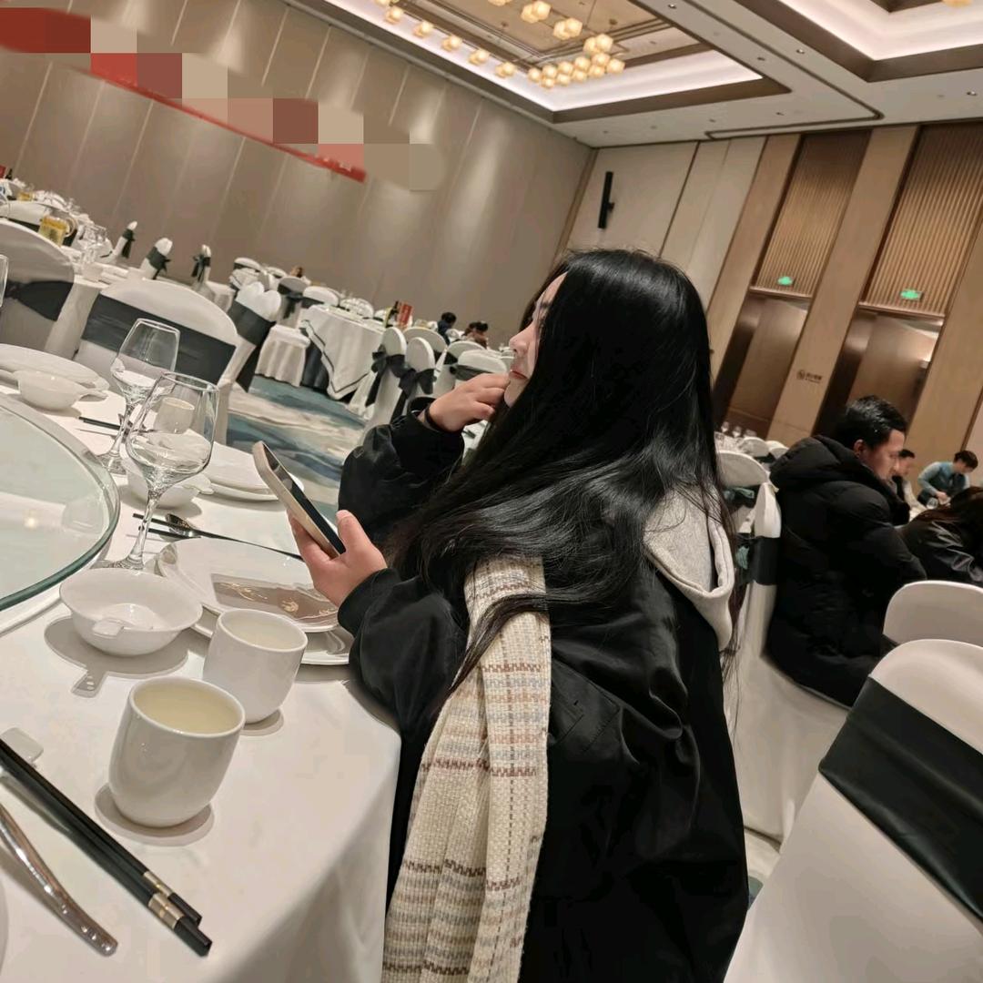 小张今天又饿了@
