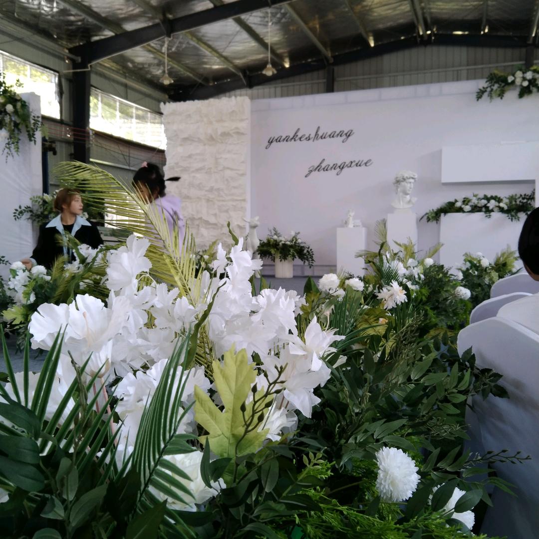 湖北音莱舞美策划有限公司