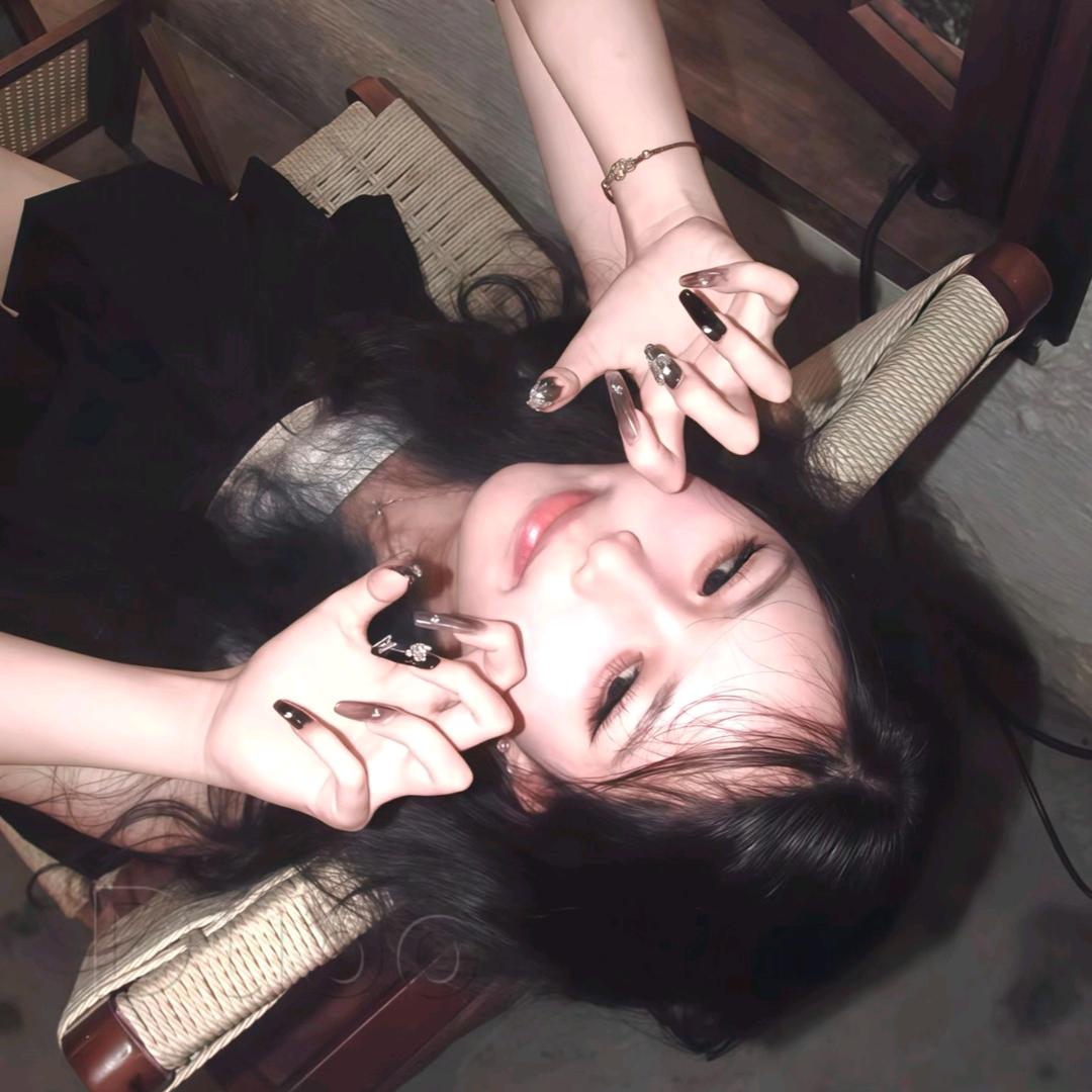 小鱼吐泡泡🫧