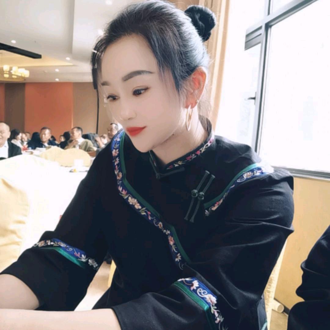 元菲