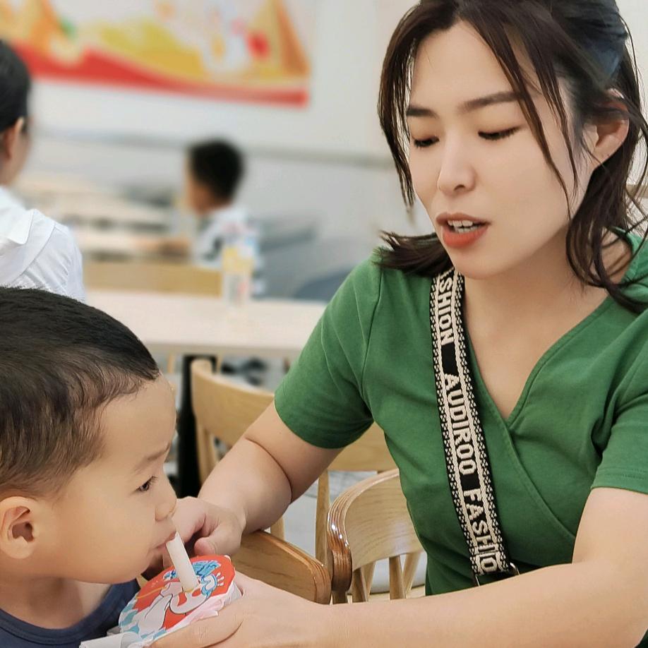 我邀晚风相伴