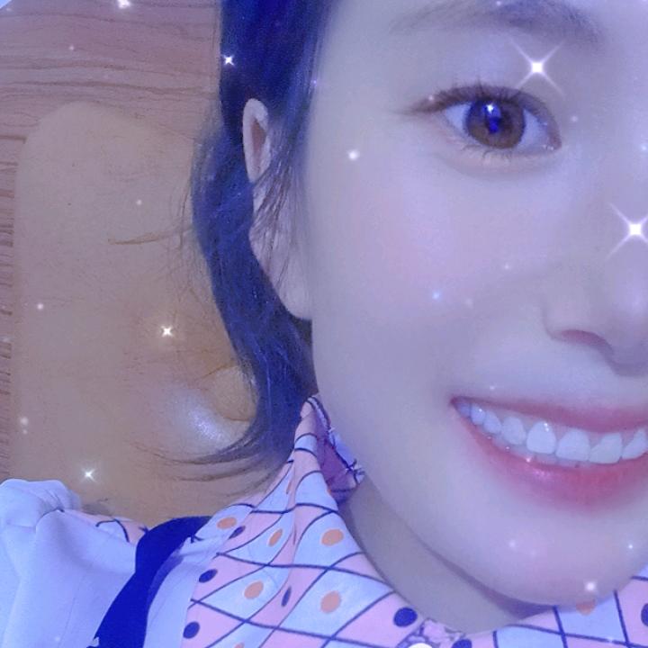 小白姐姐很可爱