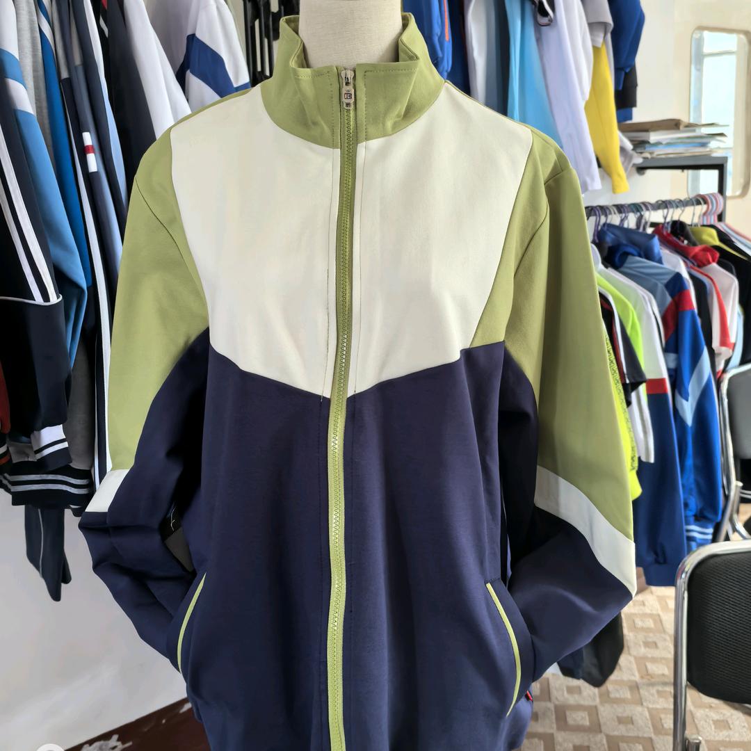 校服定制3684521839️⃣