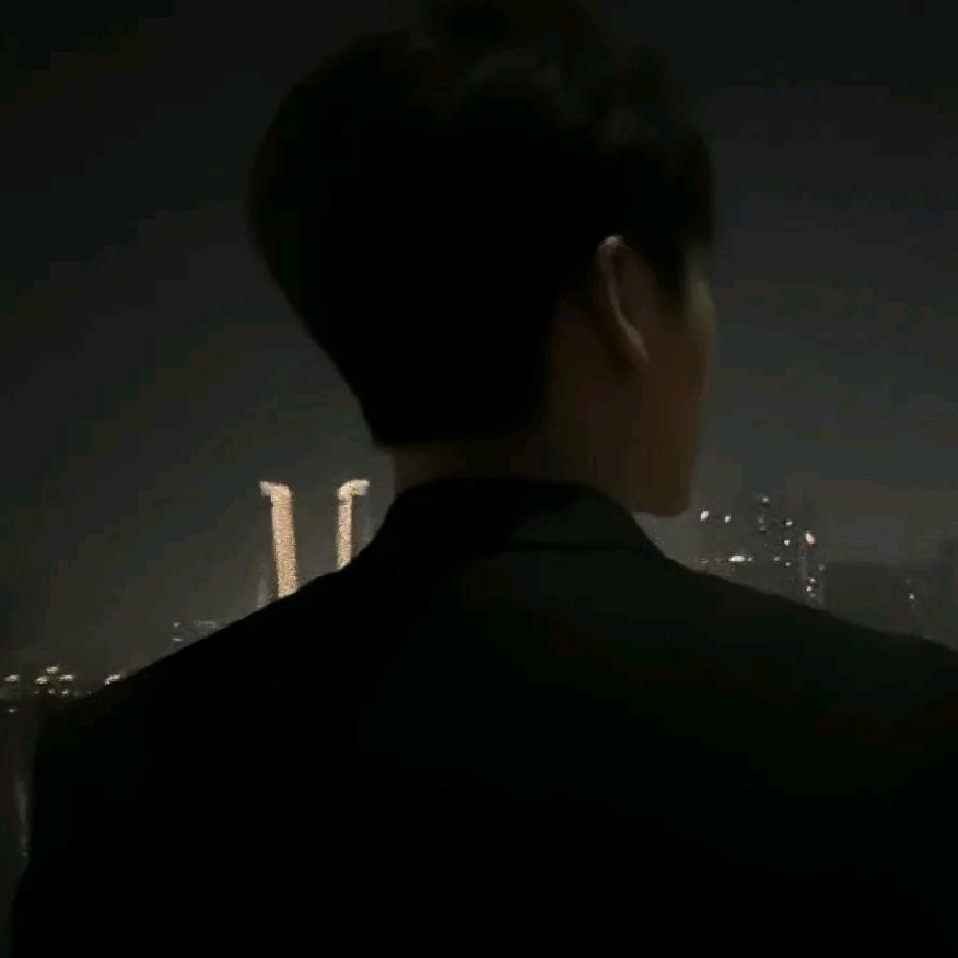 星辰工作室 小峰