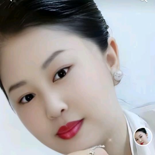 华子_（568）早上九点开播