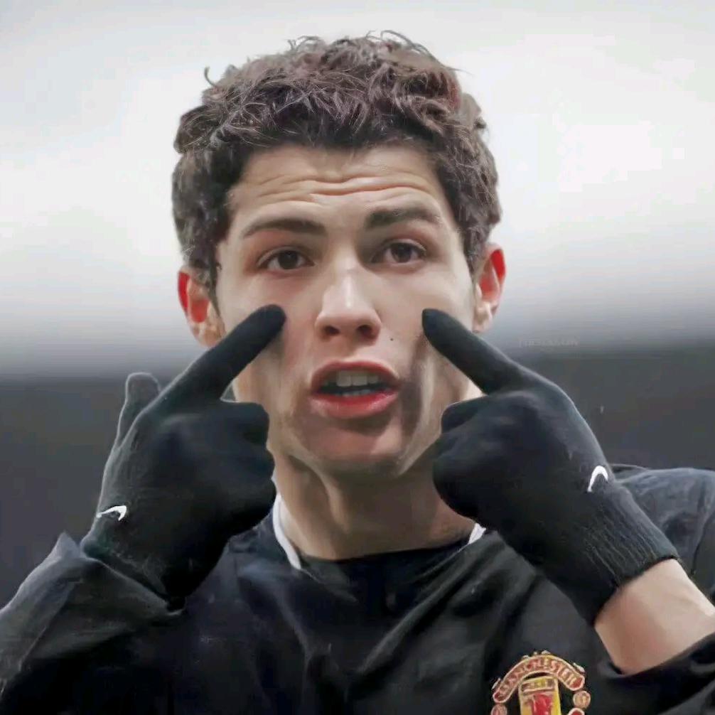 𝘼𝙪𝙧𝙤𝙧𝙖𝘾𝙍𝟳