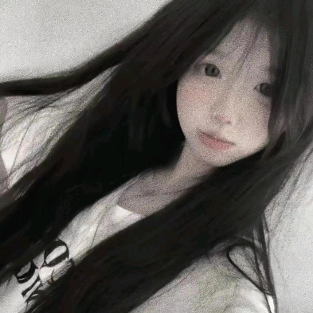 困困鱼🐟(冲300粉)