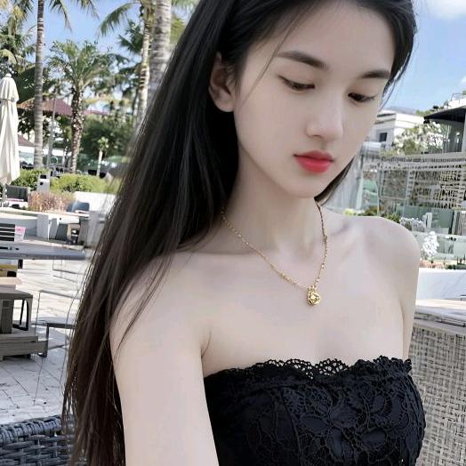 雅  致  嫣  然