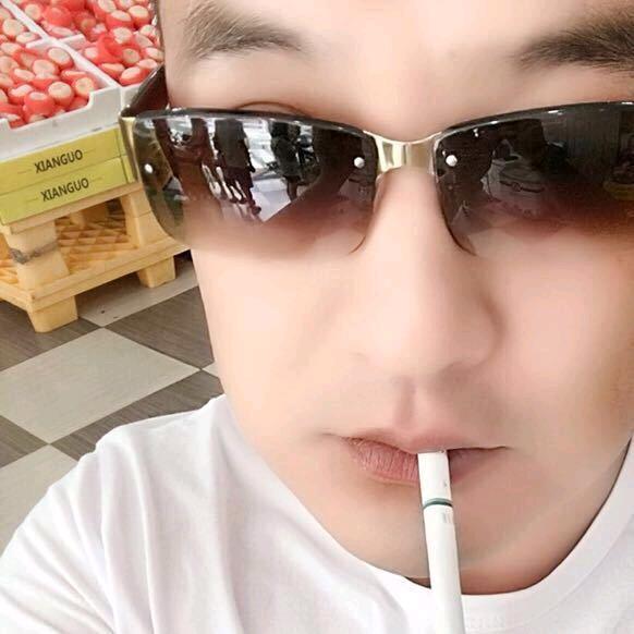 小鲍