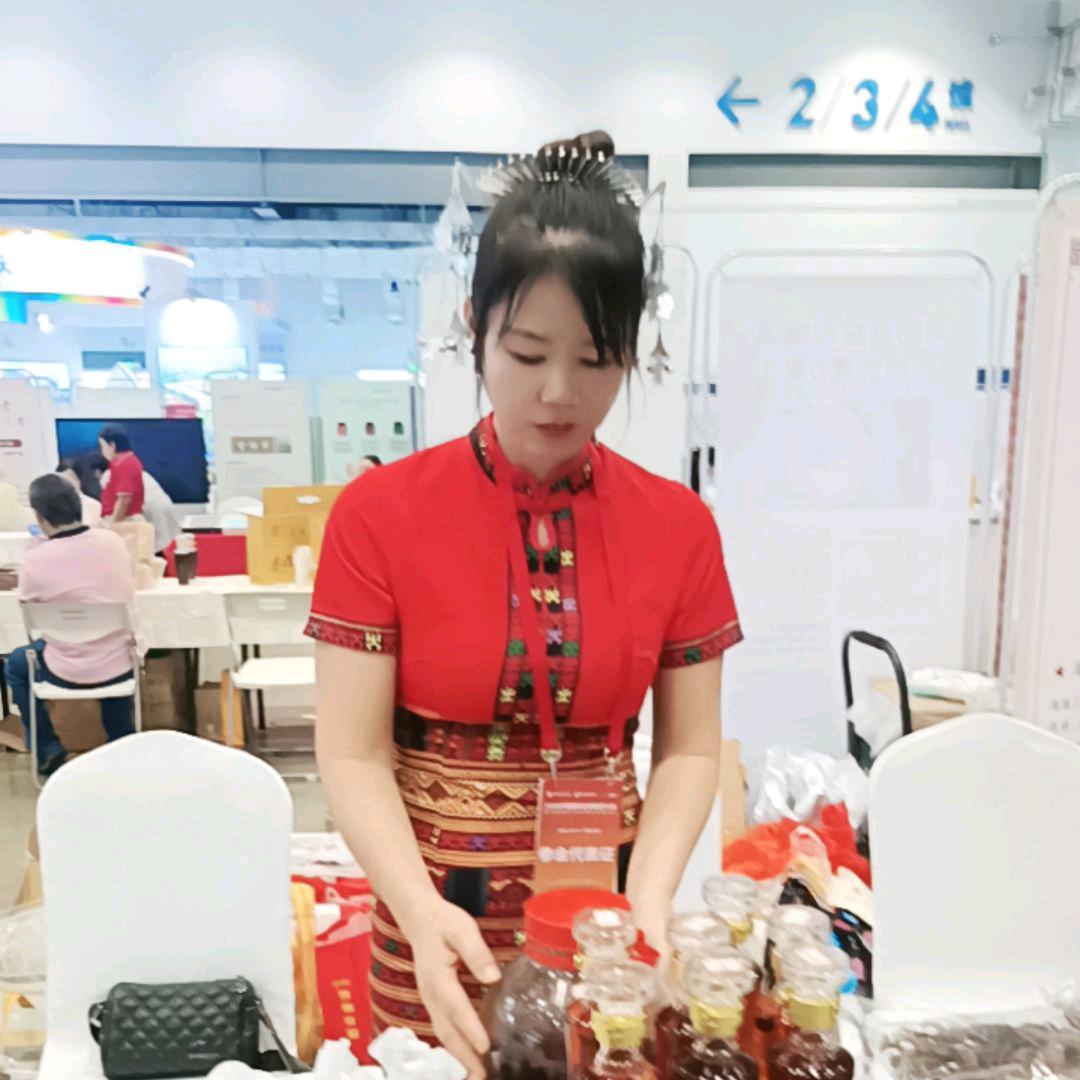 兰姐（黎药药）