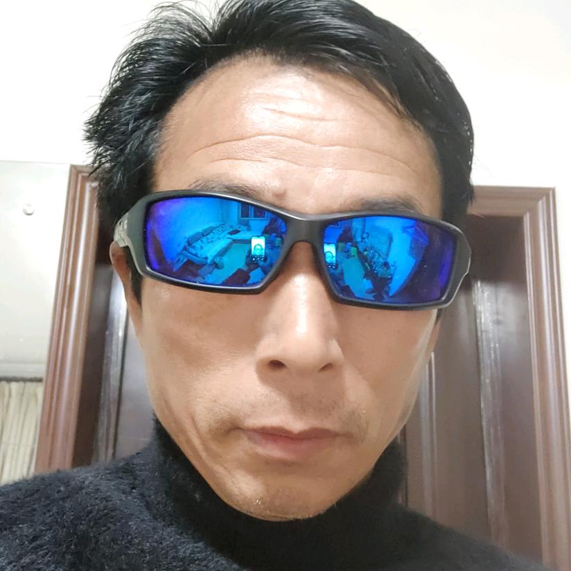 专业贴墙纸，墙布施工队平安幸福