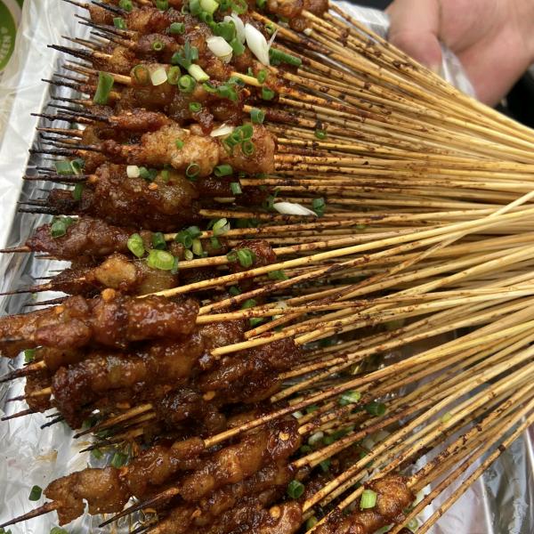 威信县昭通锁记烧烤小肉串