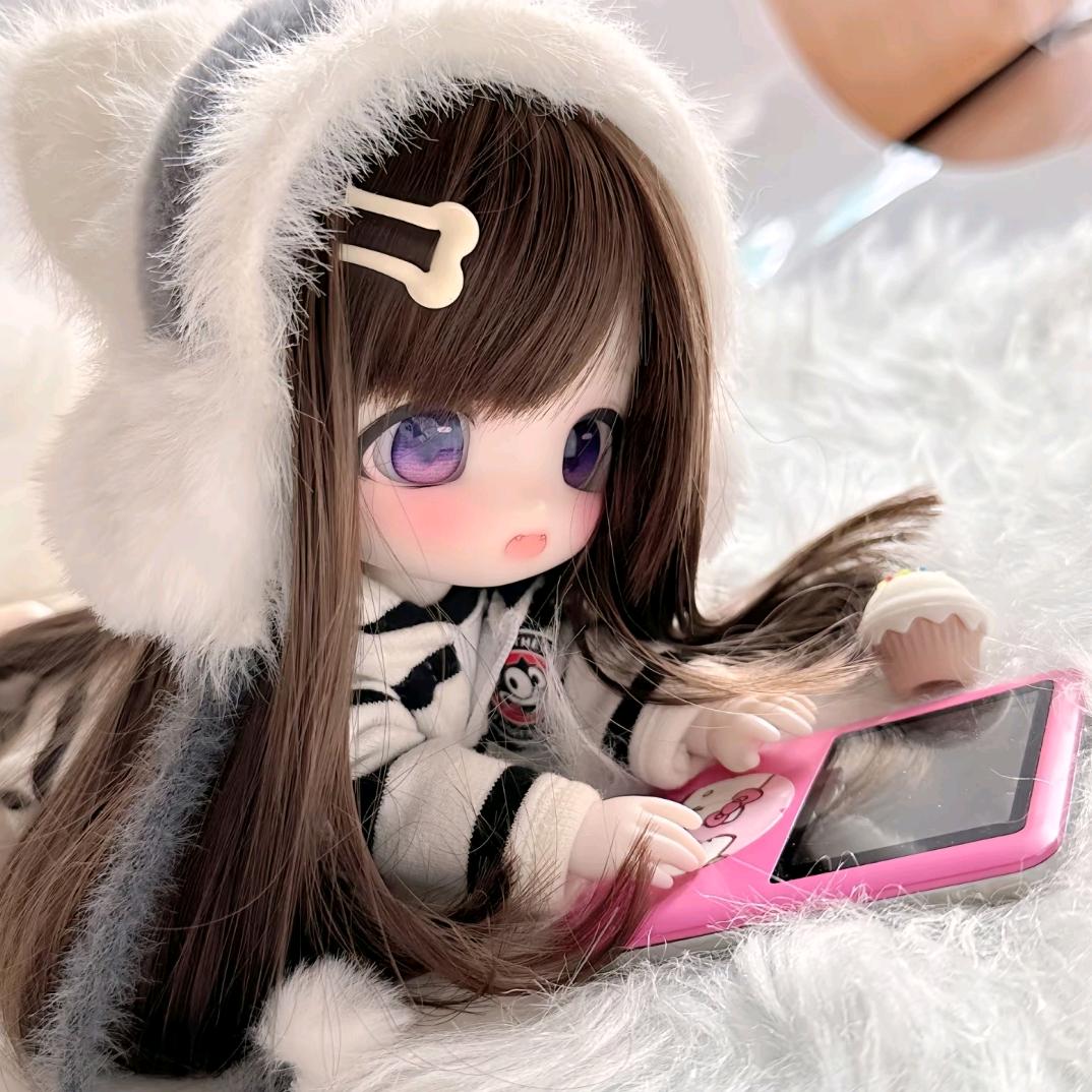 𝐿𝓊𝒸𝓀𝓎 𝒸𝓁𝑜𝓋