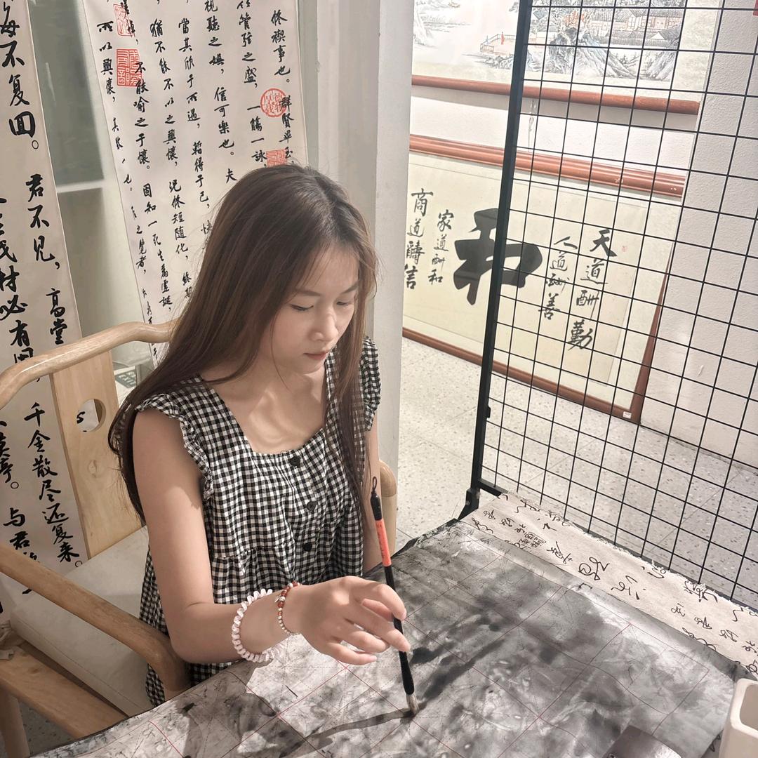 李子（直播号）