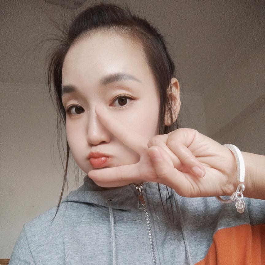 是芳芳吖