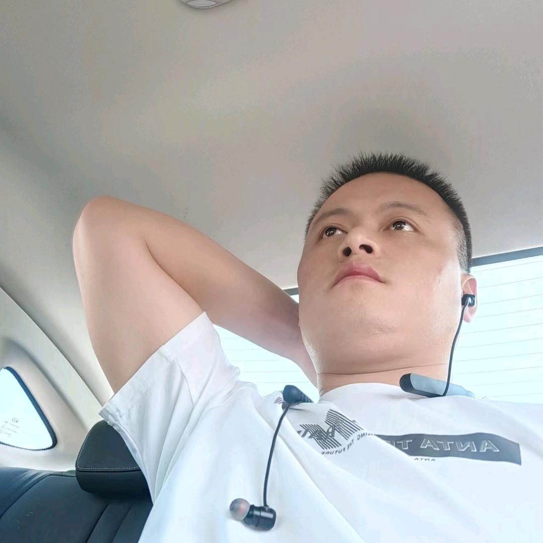 孤独的小先