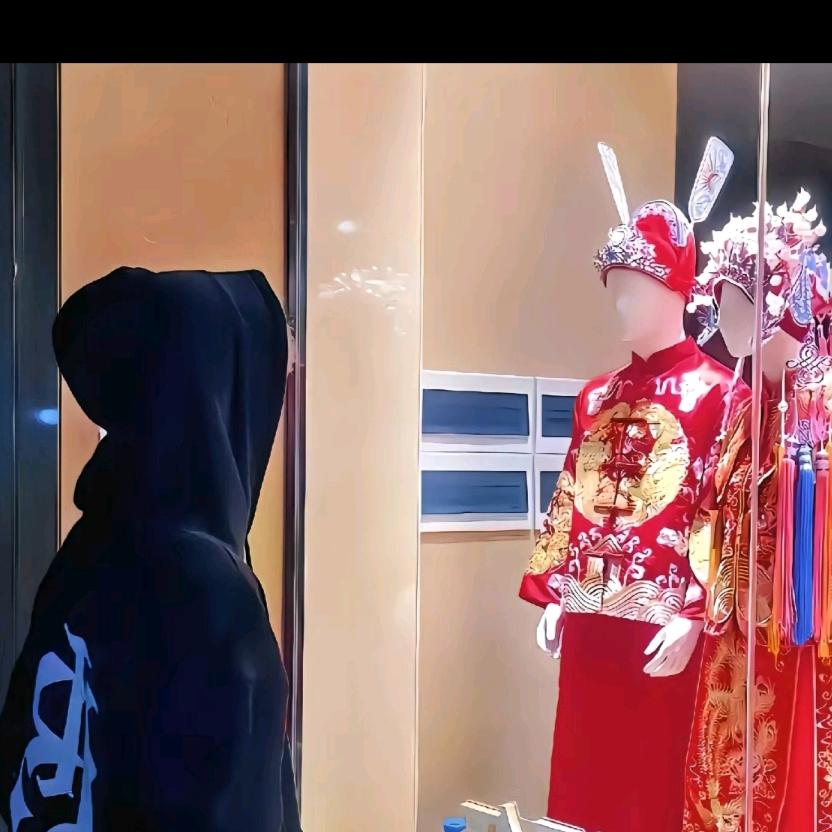 小、逸