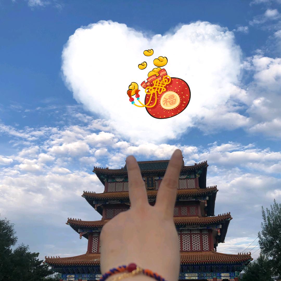 在喧闹的世界中静下心来💙🌕✍️