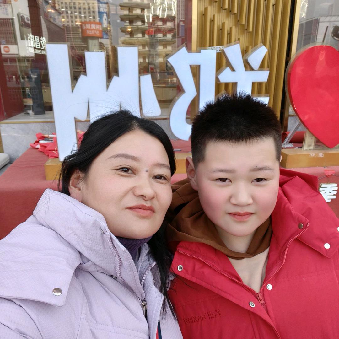 快乐母子俩