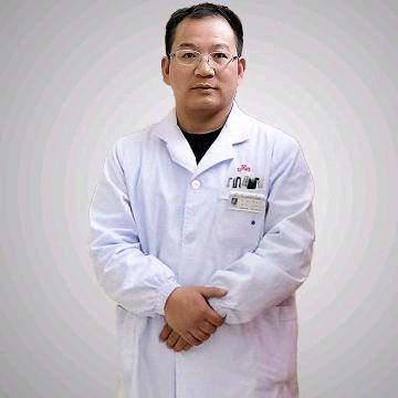 黄胜华主任
