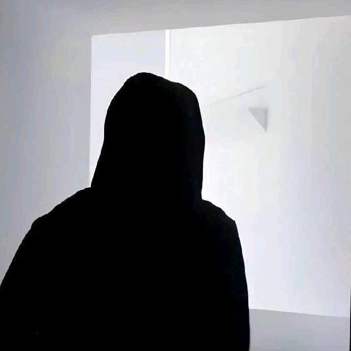 㿝氼