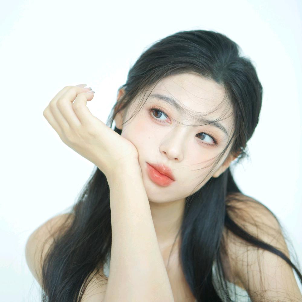 牙牙头像