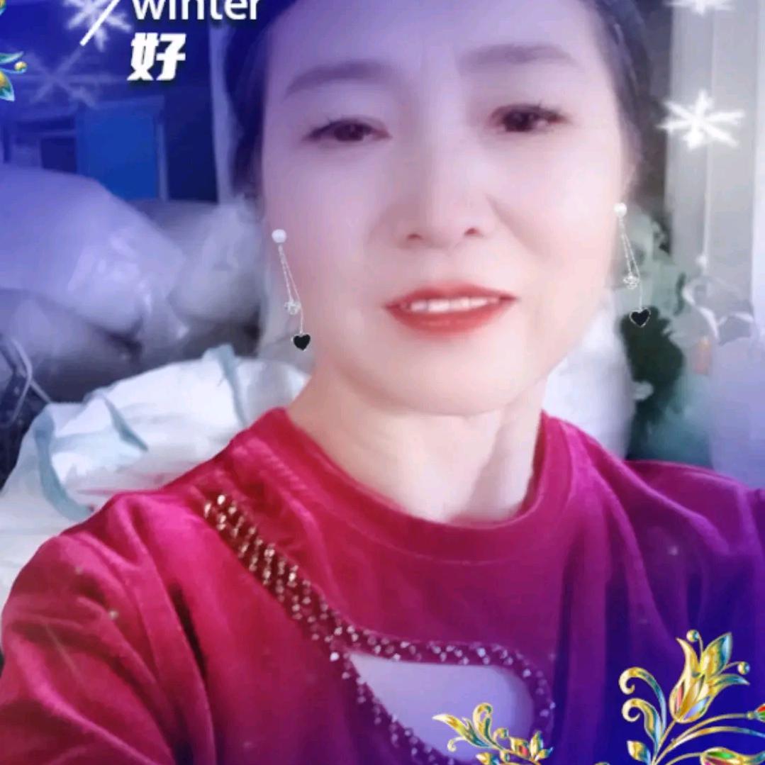 藍天白雲，飄的一朵花