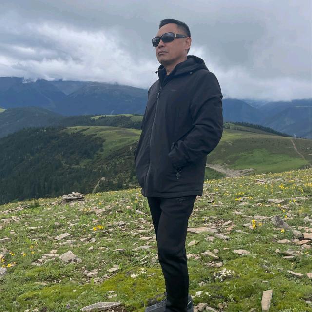 雄鹰