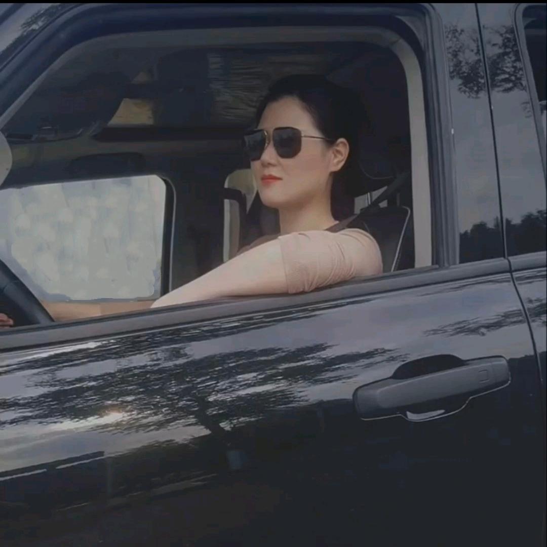 半醉半醒半红尘