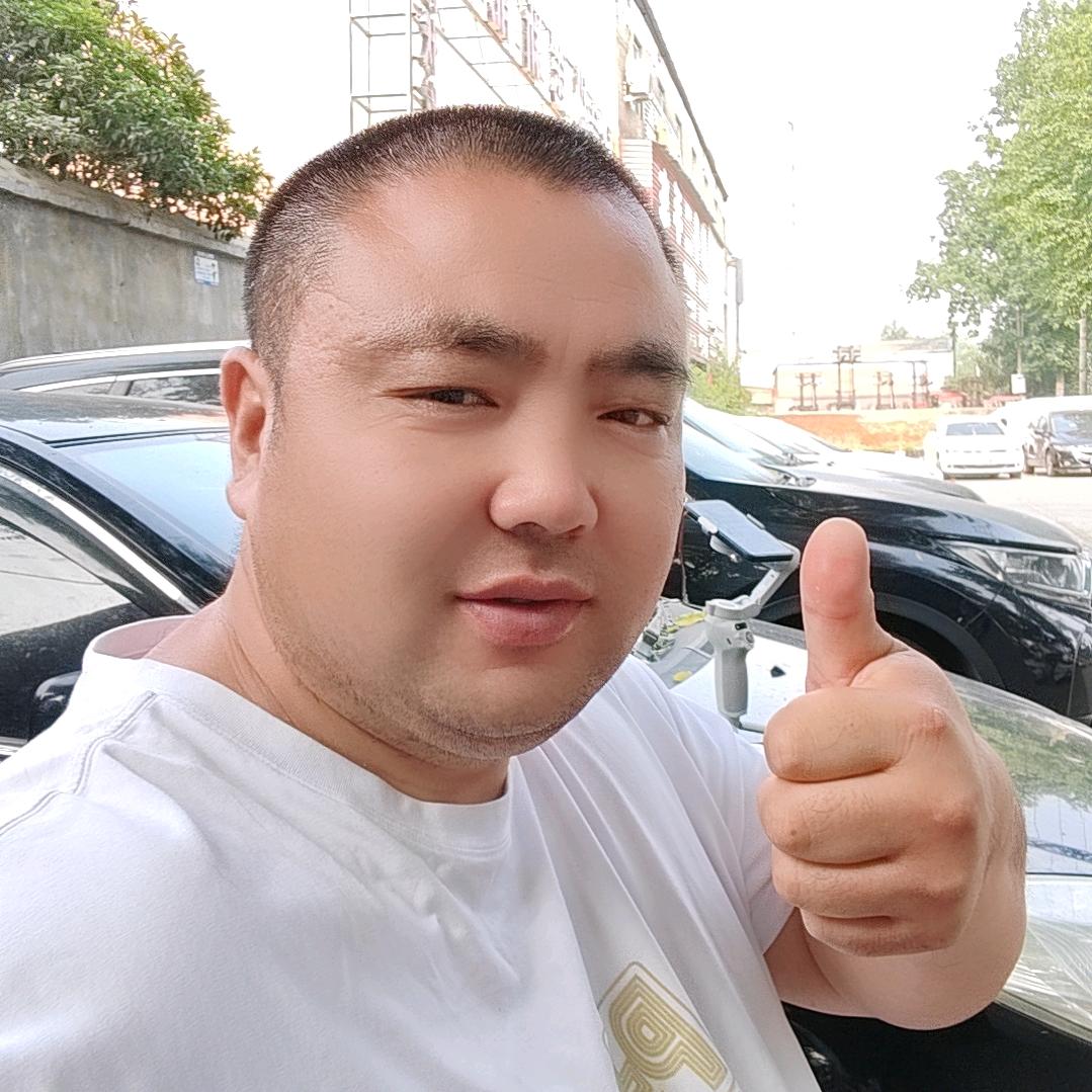 漯河二手车胖子买卖（张小杰）收车卖车靠谱