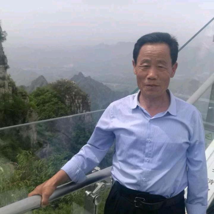 潇洒人老四