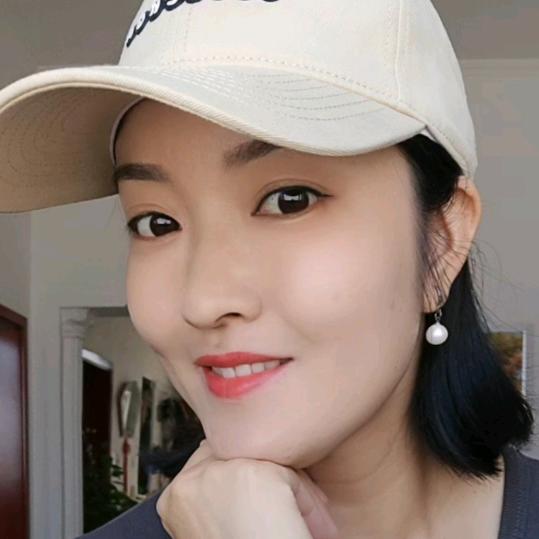 春雨【泳装 帽子🧢 皮带】