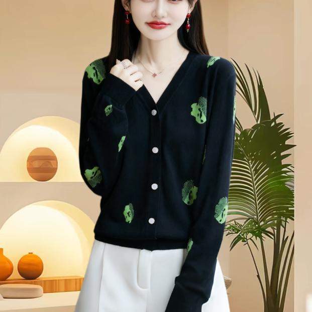 莹莹新潮穿衣搭配