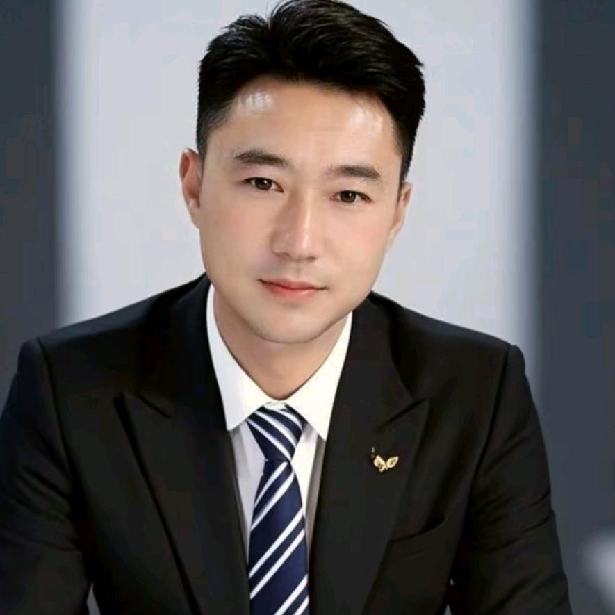我是小五哥。