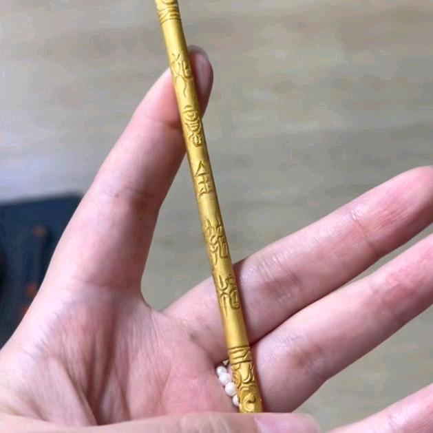 新来的先刷啤酒，然后纸鹤，然后爱你哟