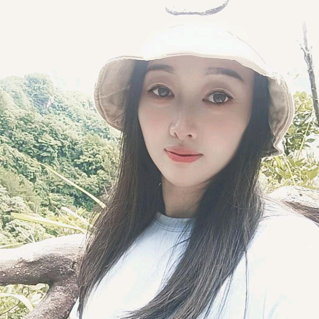 伟伟姐铁板炒饭