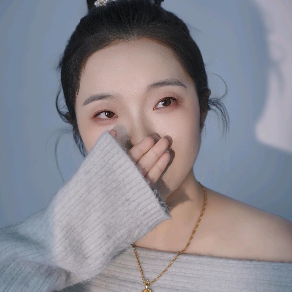 弋心弋怡