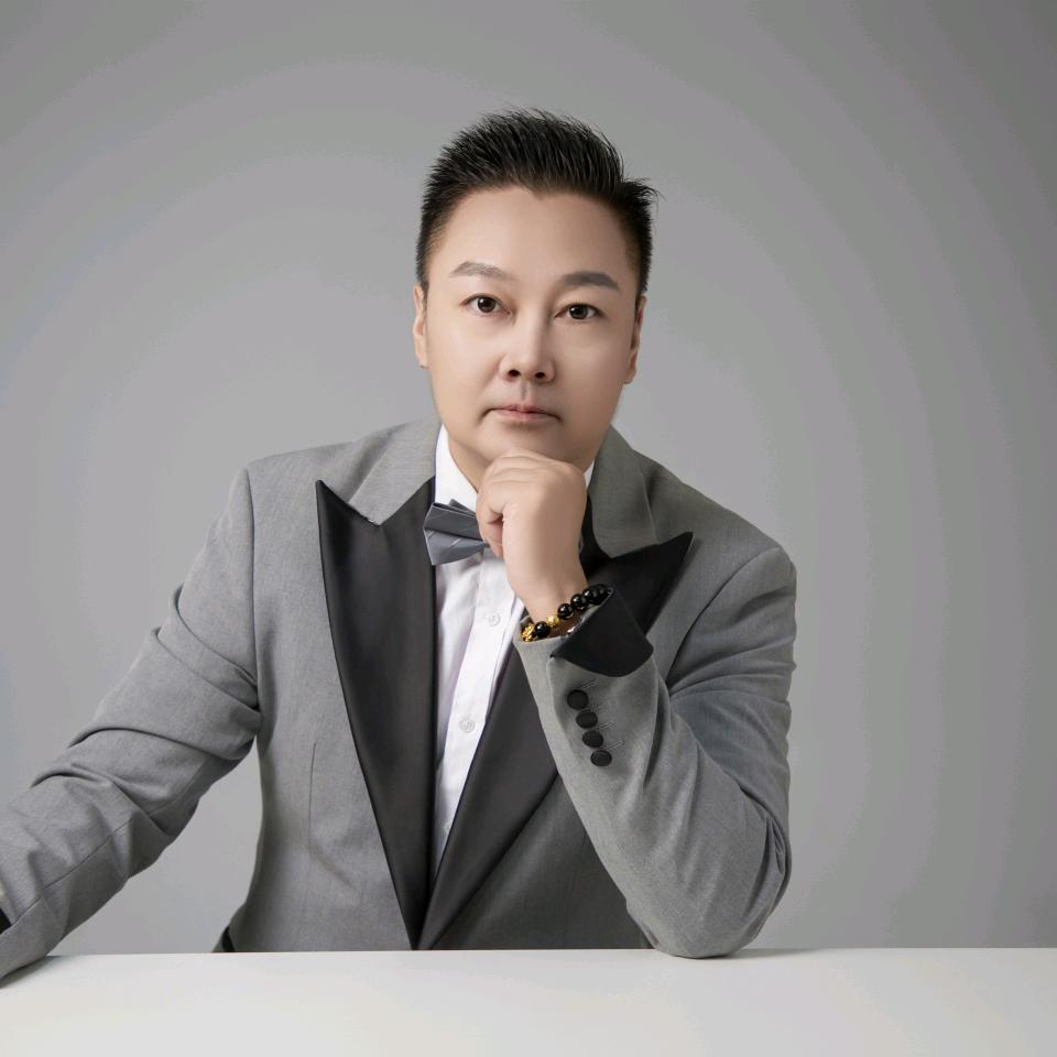 南漳爱家装修鹏哥