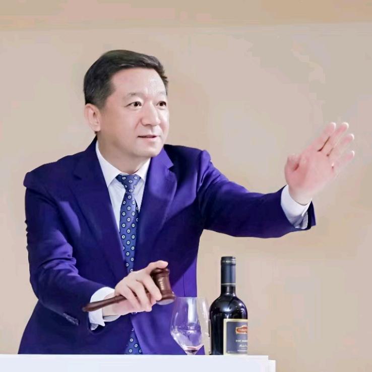 金槌拍卖师-容哥