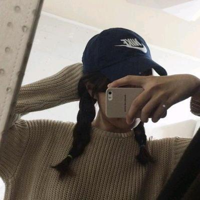 💞࿐: ᭄小🍒幸