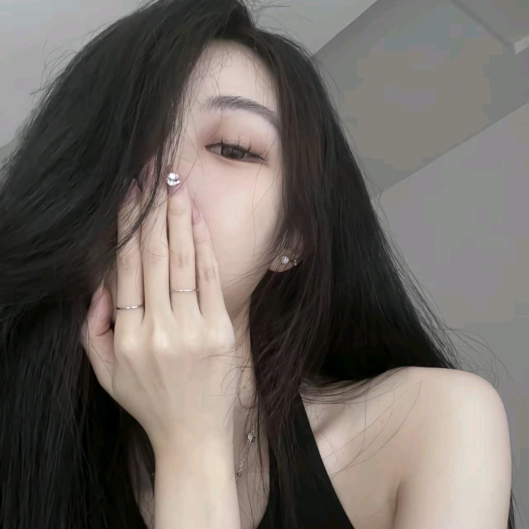 美女也会ᵉᵐᵒ