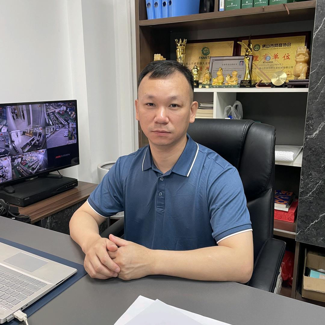 睿至锋（生产冷弯成型设备代工各种型材）
