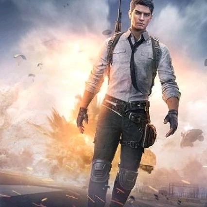 一只小鱼在贪玩