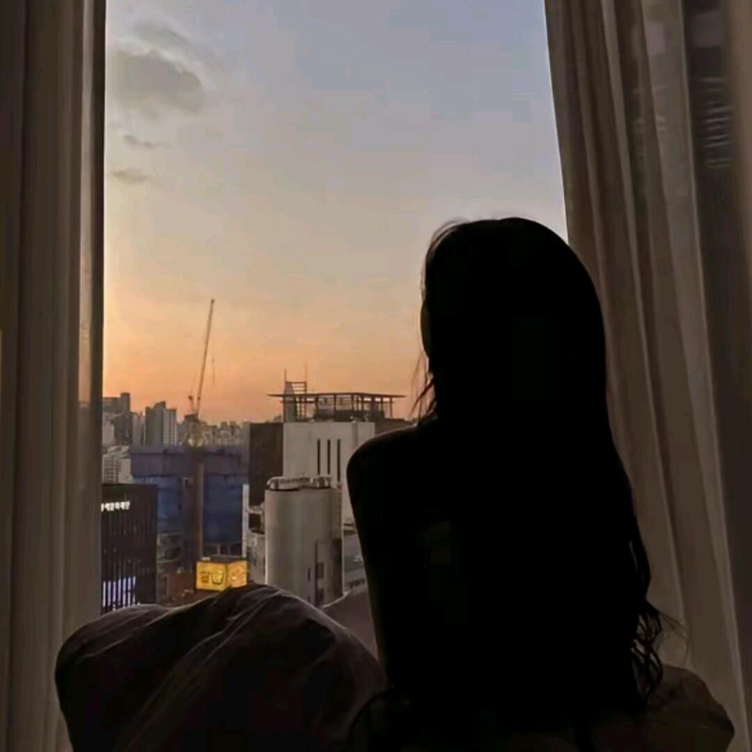 等我吃一口蛋挞