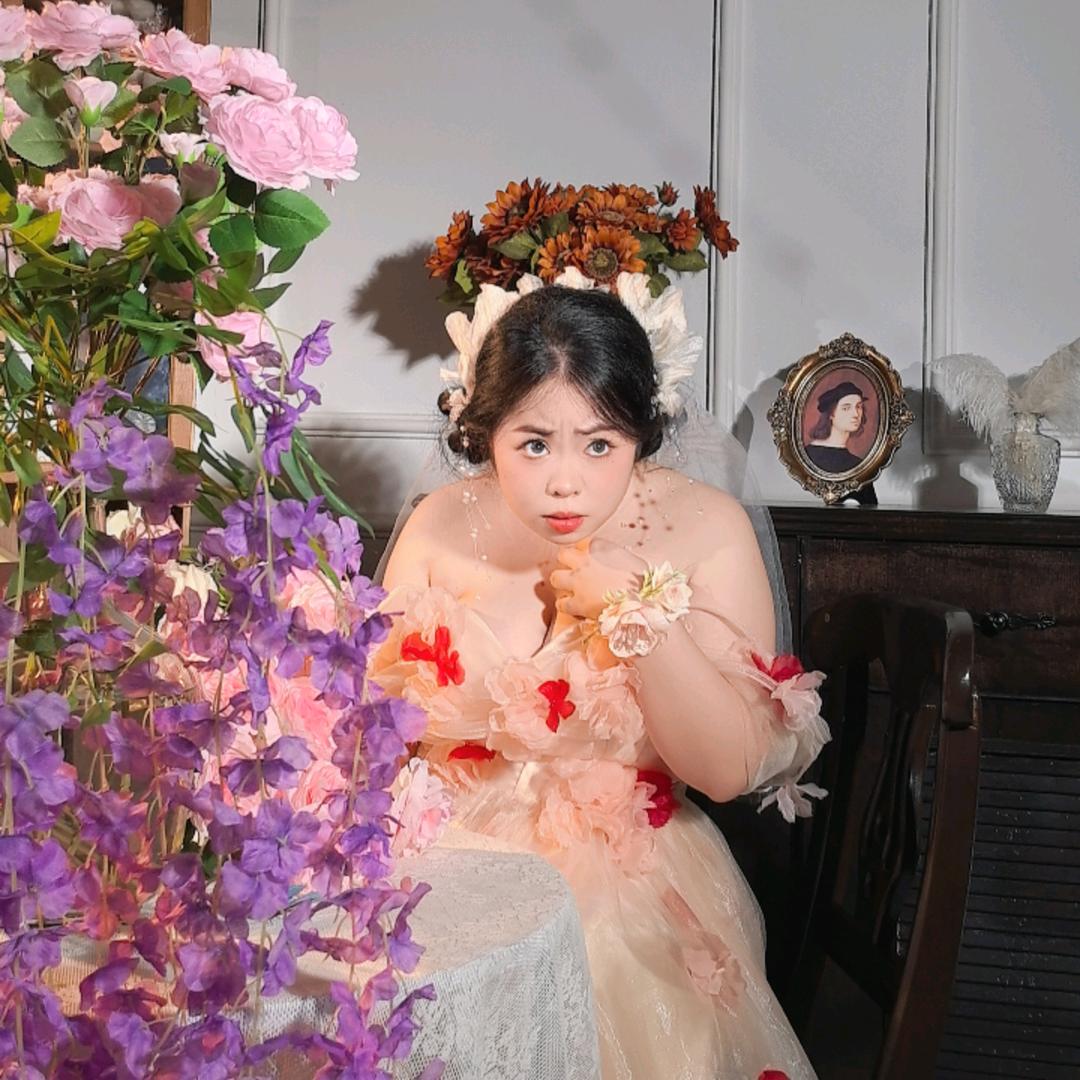 是蓉蓉不是荣容